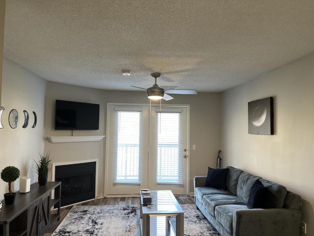 Quiet Nashville Apartment with free parking - Housity