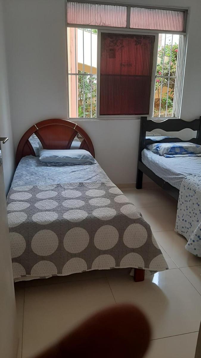 Bem Localizado Apartamento 2 Quartos Orla Rio Vermelho Há 20 min da Barra-Ondina Internet ArCondicionado - Housity