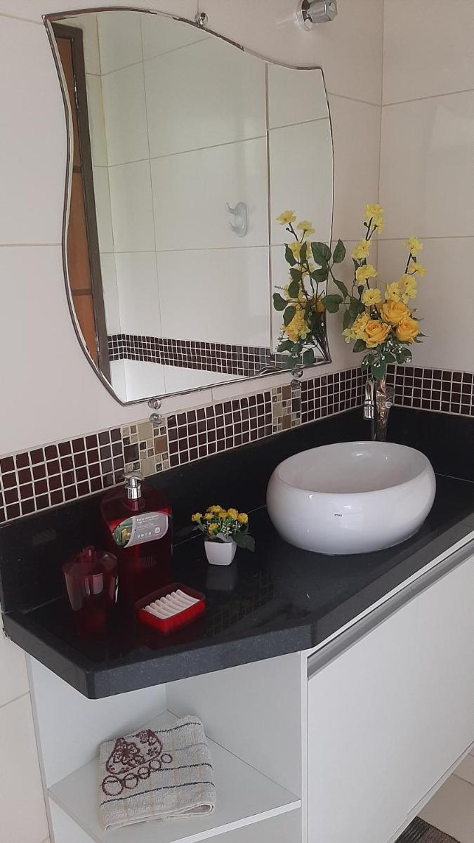Bem Localizado Apartamento 2 Quartos Orla Rio Vermelho Há 20 min da Barra-Ondina Internet ArCondicionado - Housity