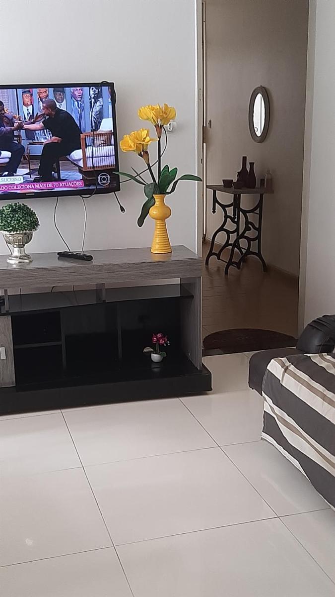 Bem Localizado Apartamento 2 Quartos Orla Rio Vermelho Há 20 min da Barra-Ondina Internet ArCondicionado - Housity
