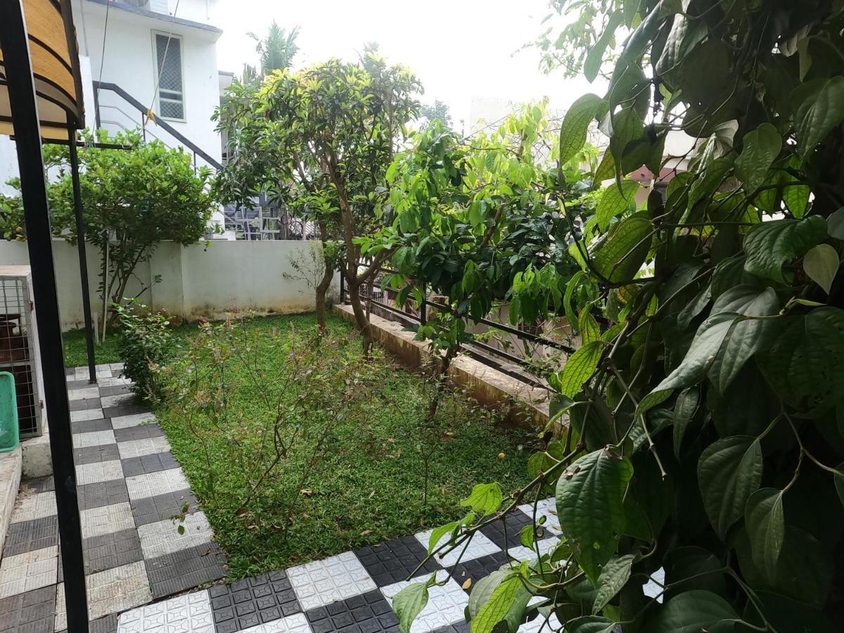 Cheerful one BHK house - Housity