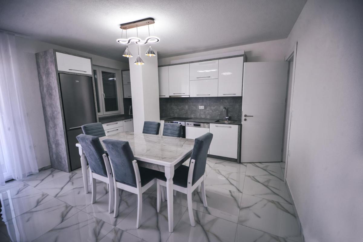 Kosovo Luxury Apartment - Housity
