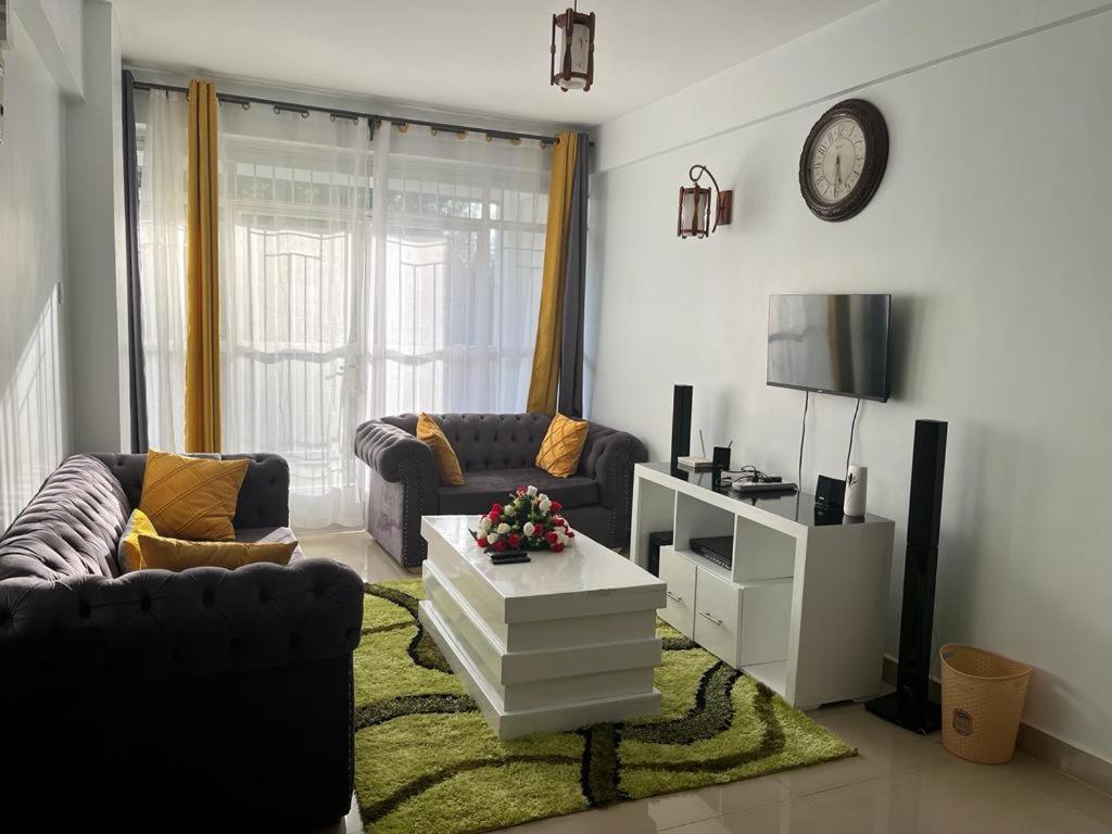 Zoe Homes Greypoint 1br and 2br Apartment 101 - Housity