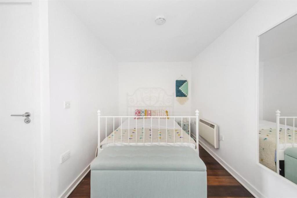 Central Zone 2 Modern Apartment - Housity