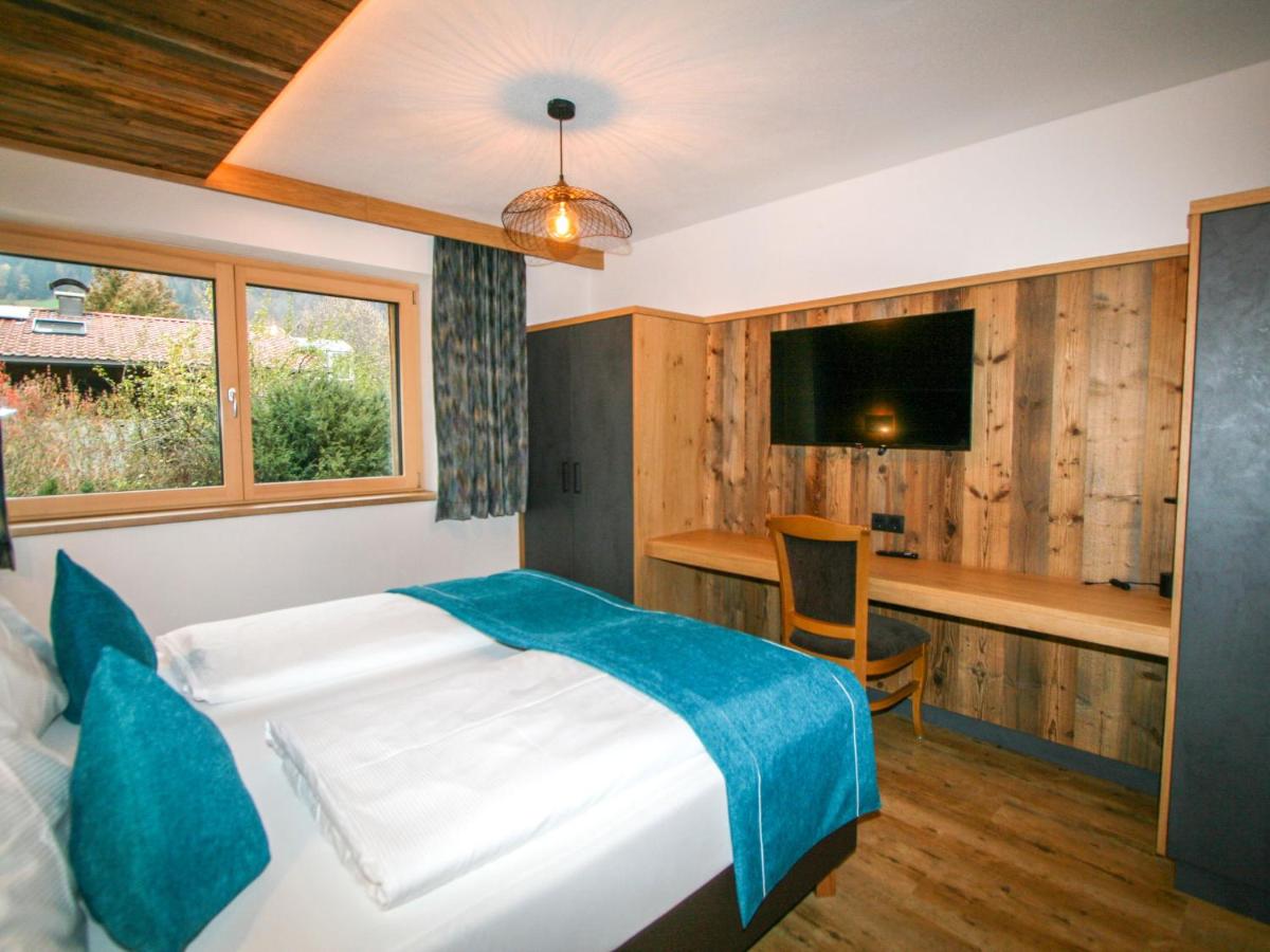 Apartment Erzherzog's Apts-Zillertal Alpen Lodge by Interhome - Housity