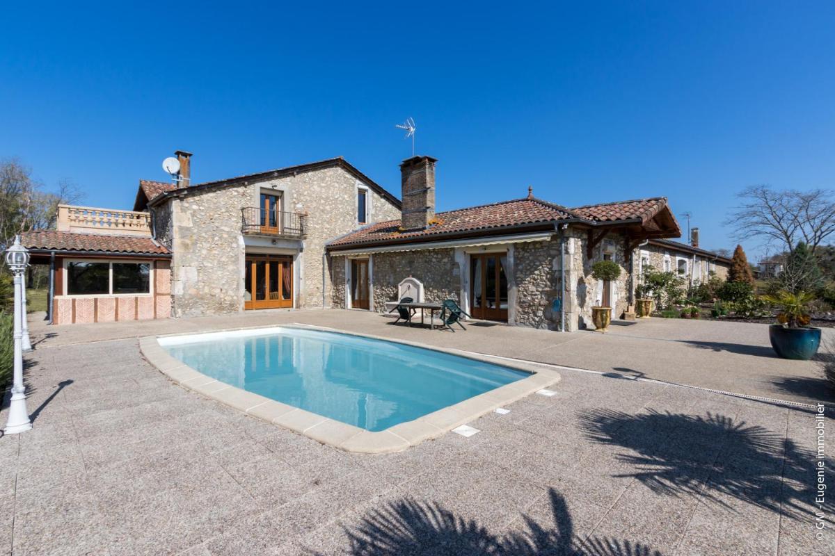 Domaine Castetbieilh - Housity