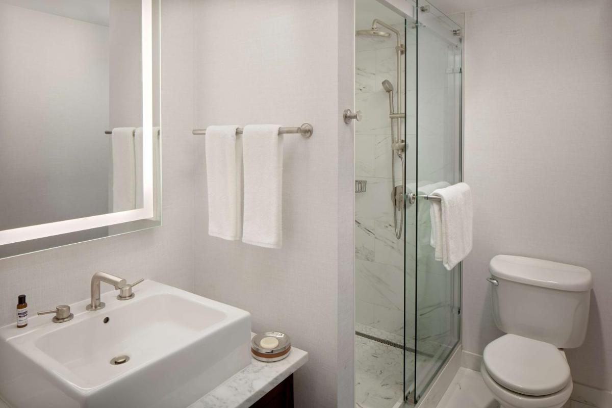 Hyatt Regency Morristown - Housity