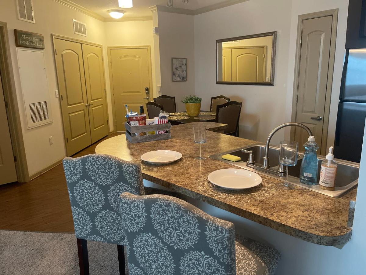 5*Beautiful Gated Lake Nona 2/2- with study - Housity