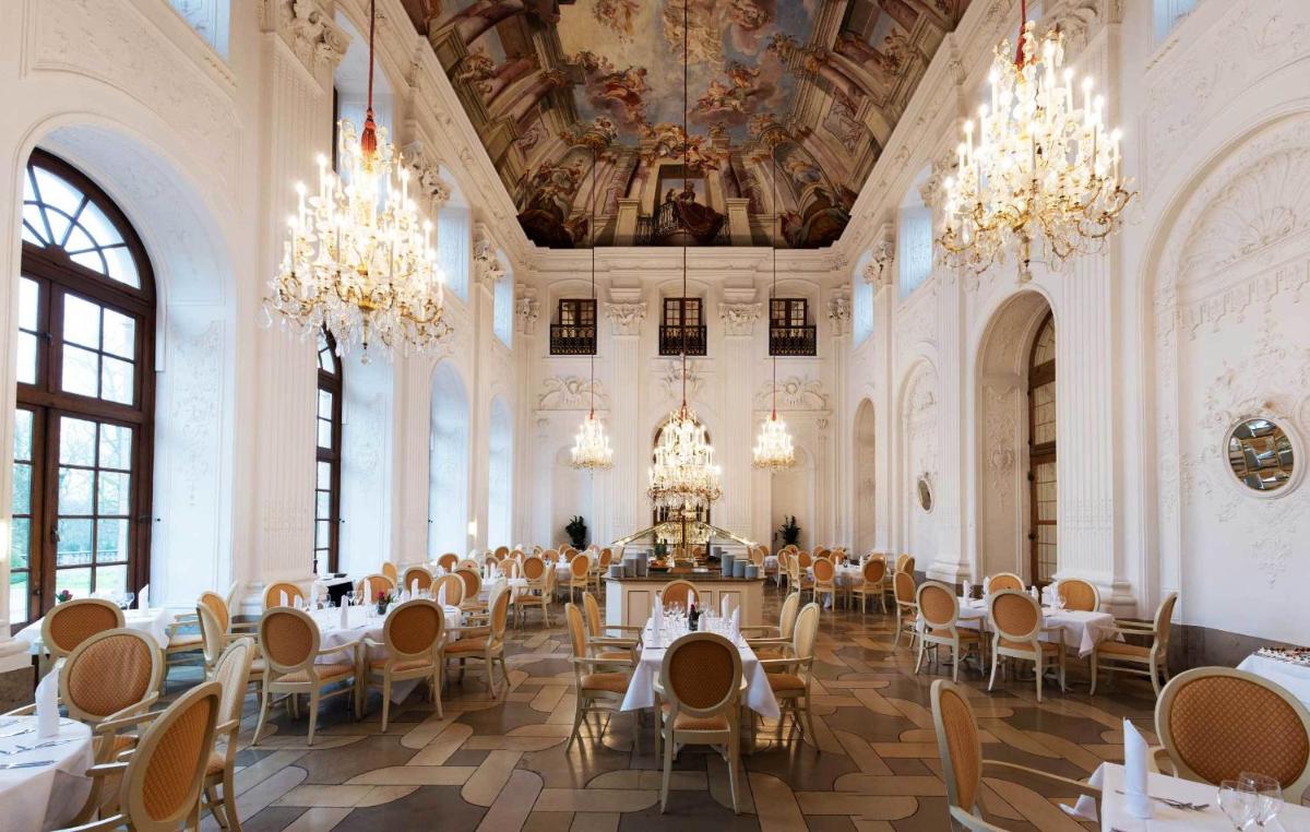 Maritim Hotel Am Schlossgarten - Housity