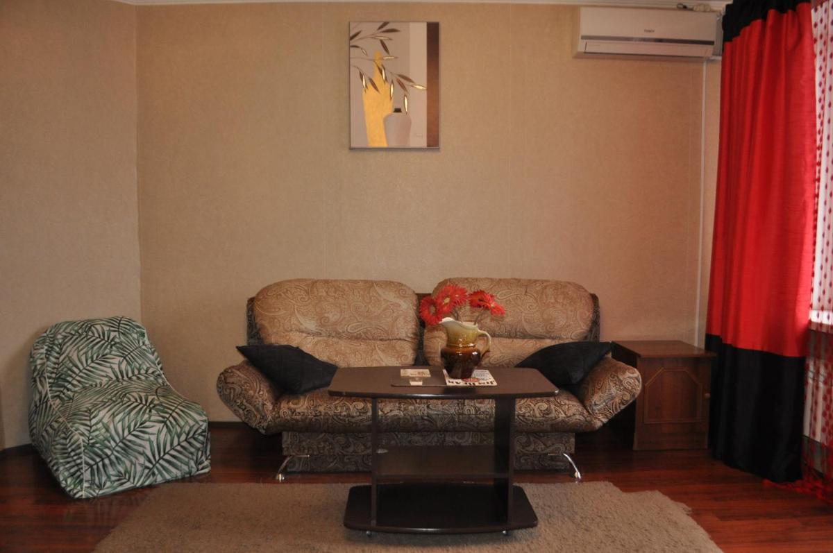 Suitetrails - Spacious apartment with balcony