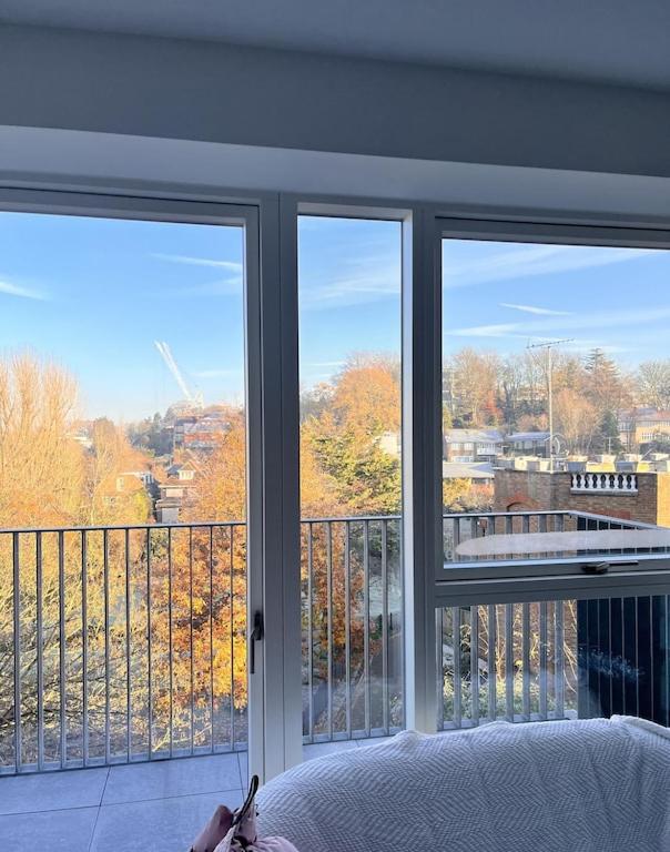 Stylish 1BR Apartment Next To Hampstead Heath - Housity