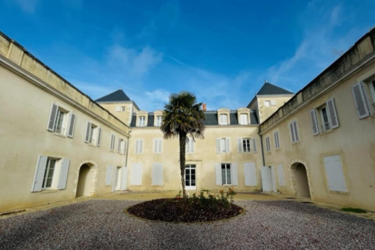 Beautiful apartment in a large private park - Housity