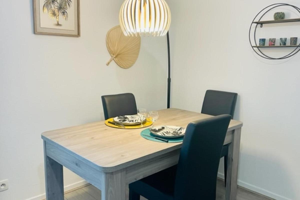 Beautiful apartment in a large private park - Housity