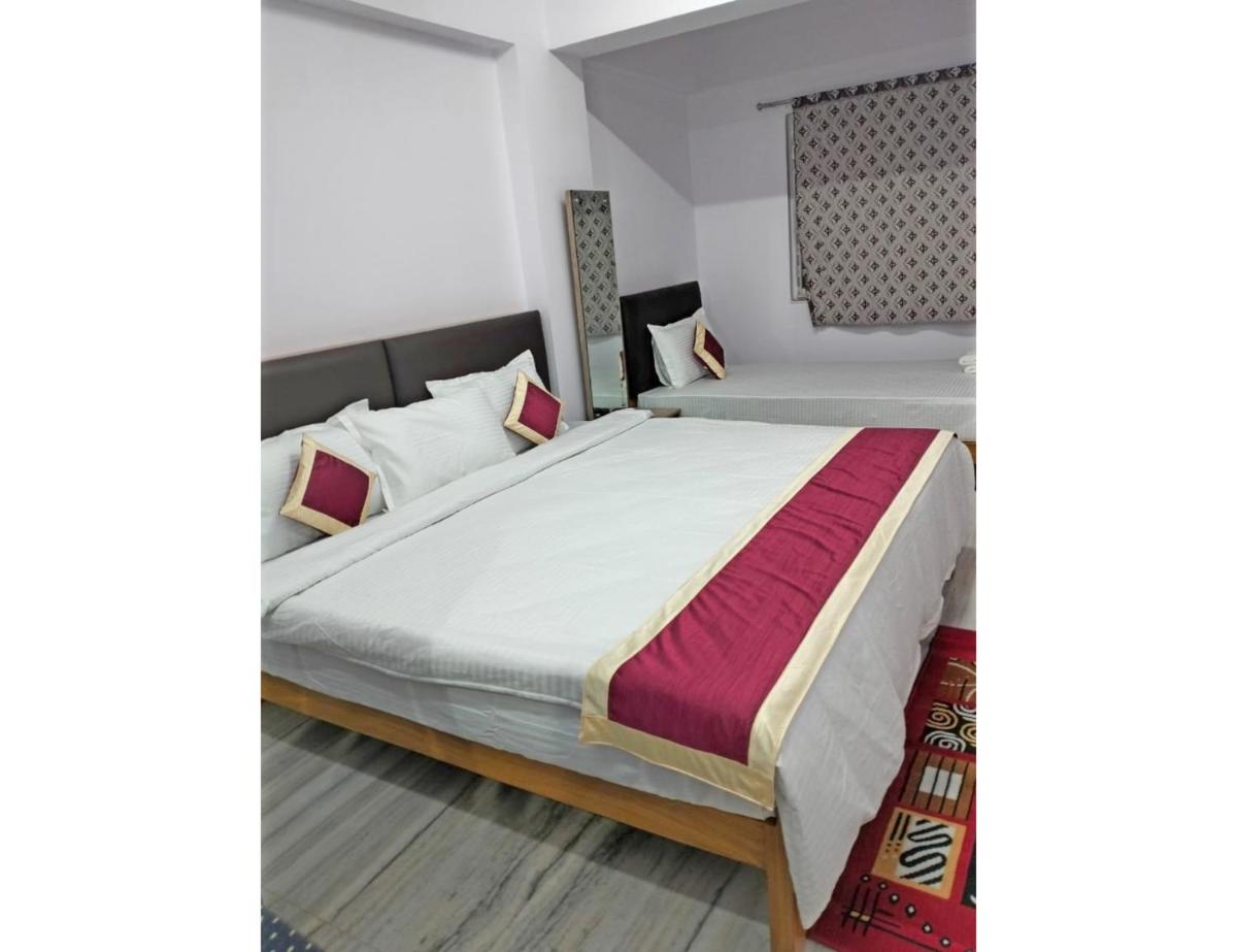 Hotel Rekha International, Rajgir - Housity