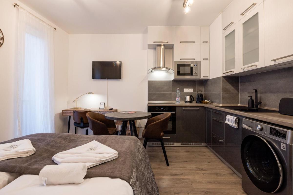 Central Sphere Apartment - Housity