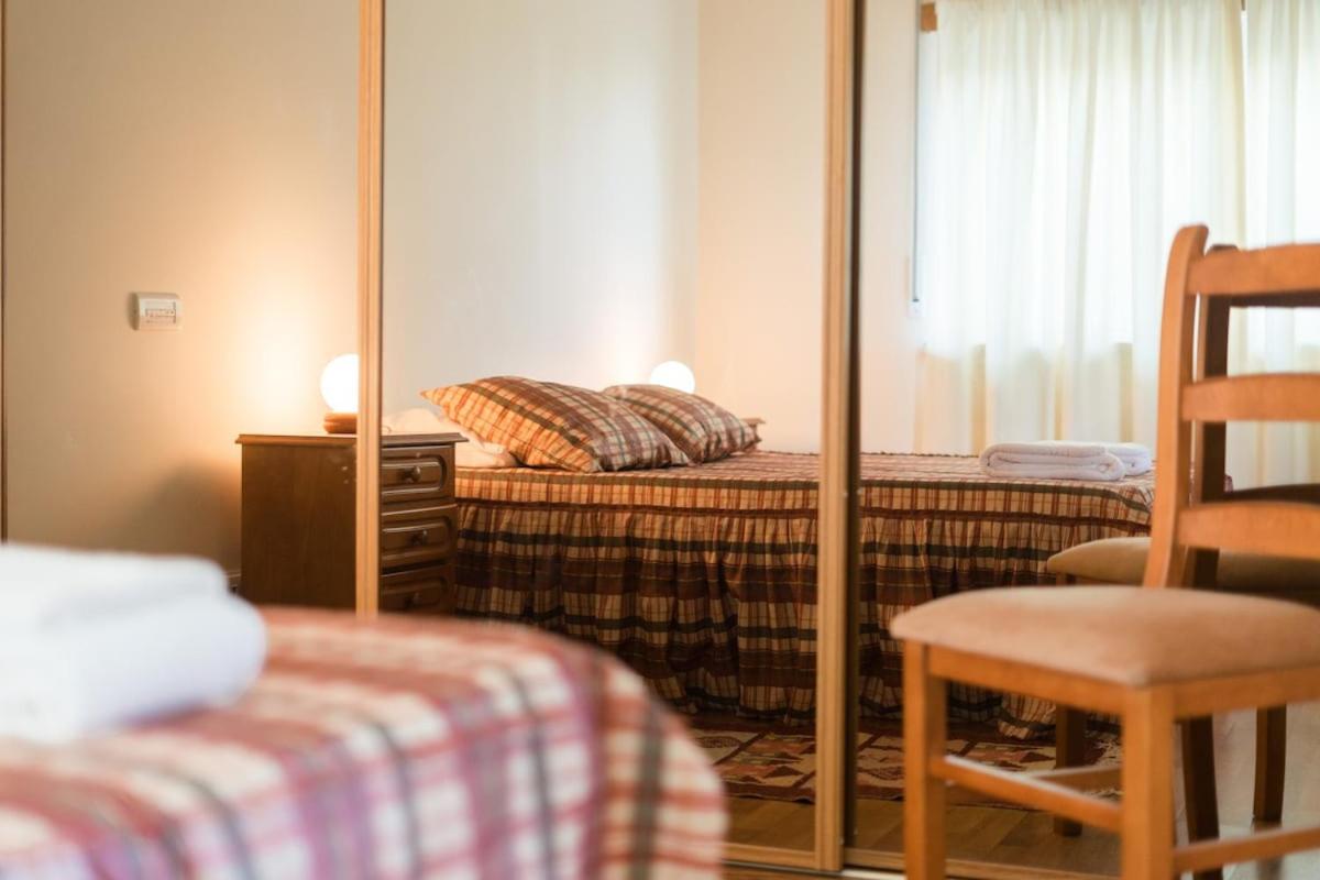 Best Houses 09 - Peniche Steps from The Beach - Housity
