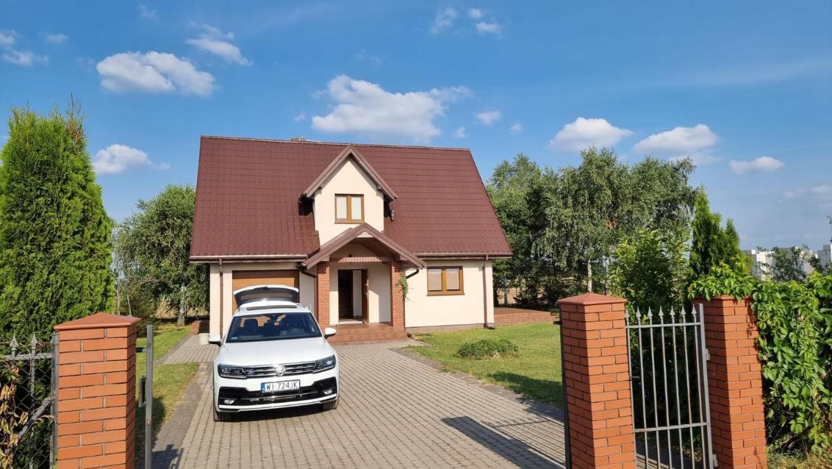 Willa Nowa Wrona - Housity