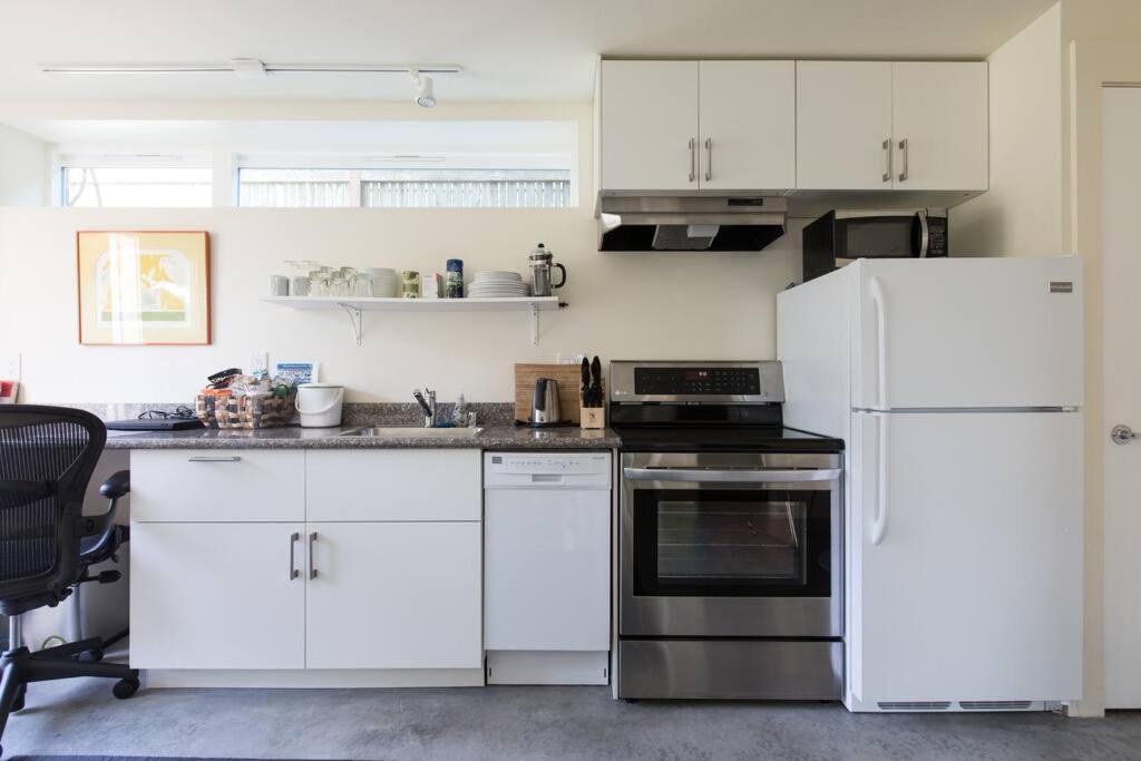 LEED Platinum Green Home Getaway - Housity