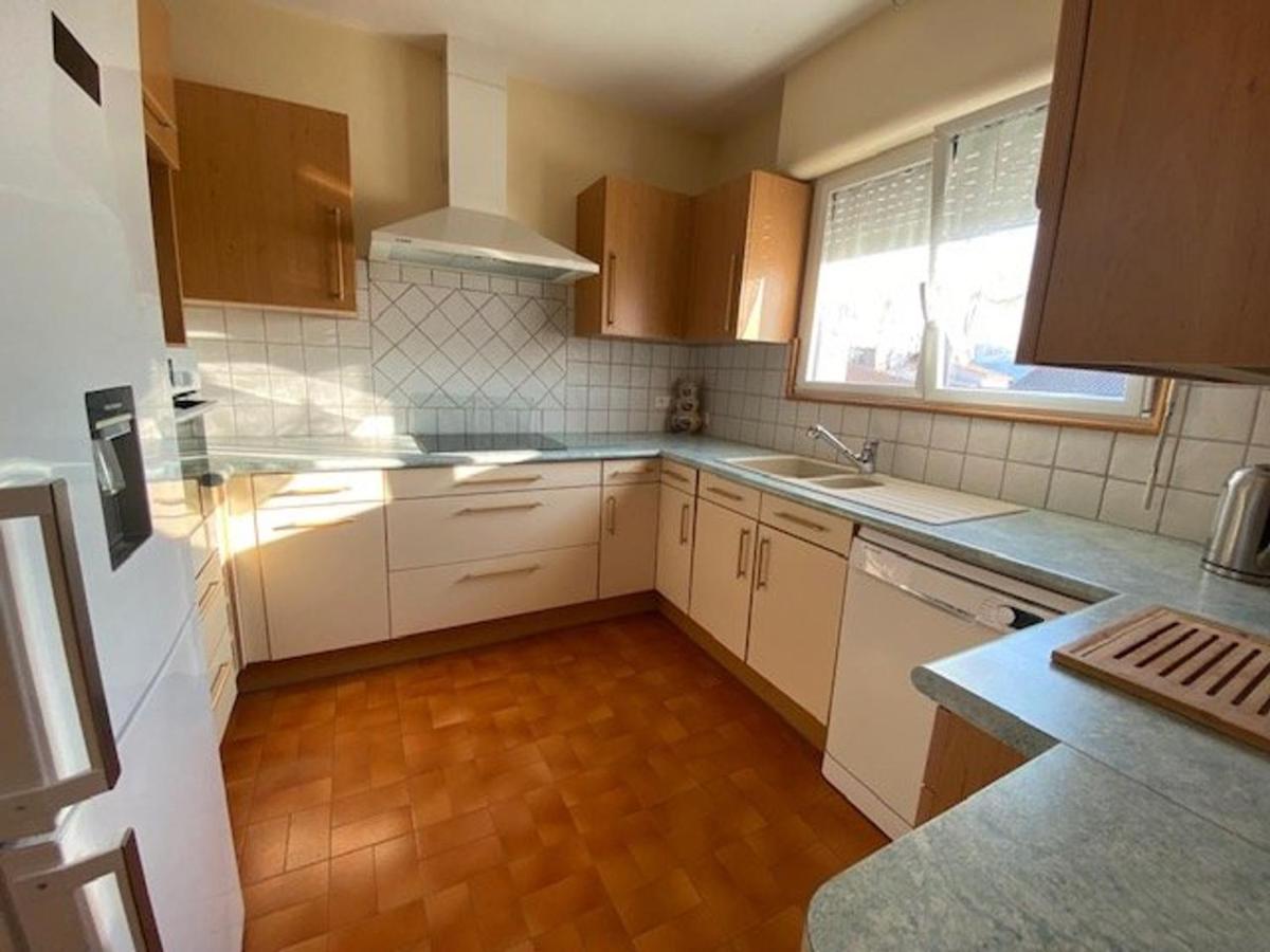 Appartement T3 Royan, proche de la plage, balcon, dernière étage, cuisine équipée, parking facile - FR-1-494-124 - Housity