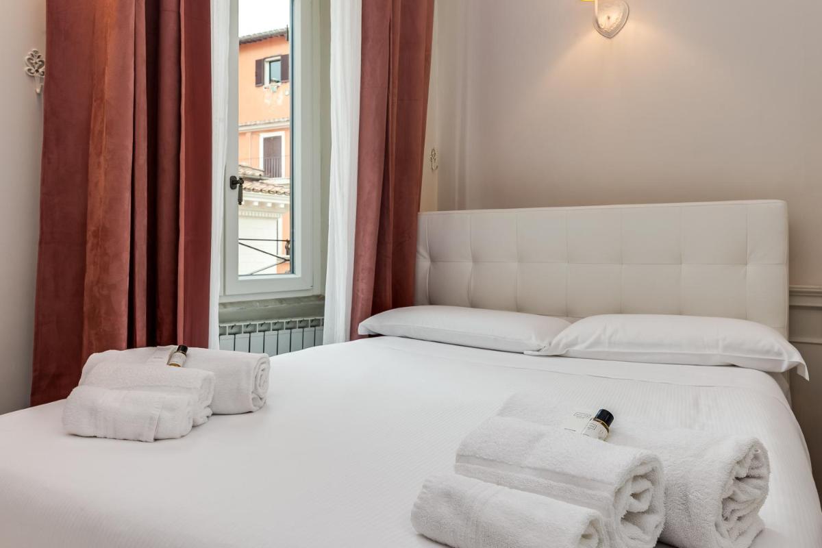 Pantheon Luxury House - Housity
