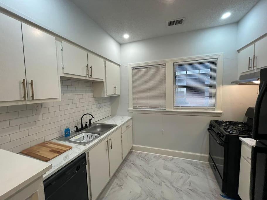 Blue Pad @ Overton Park - Housity