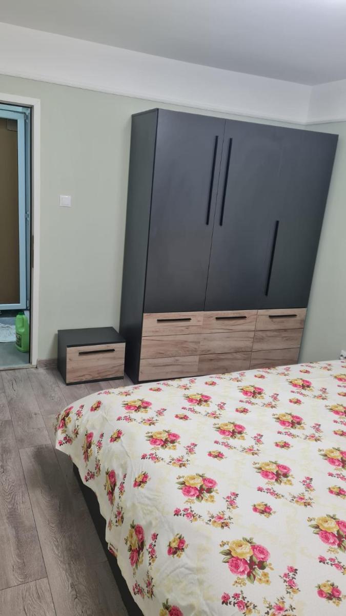 Central Flat - Housity