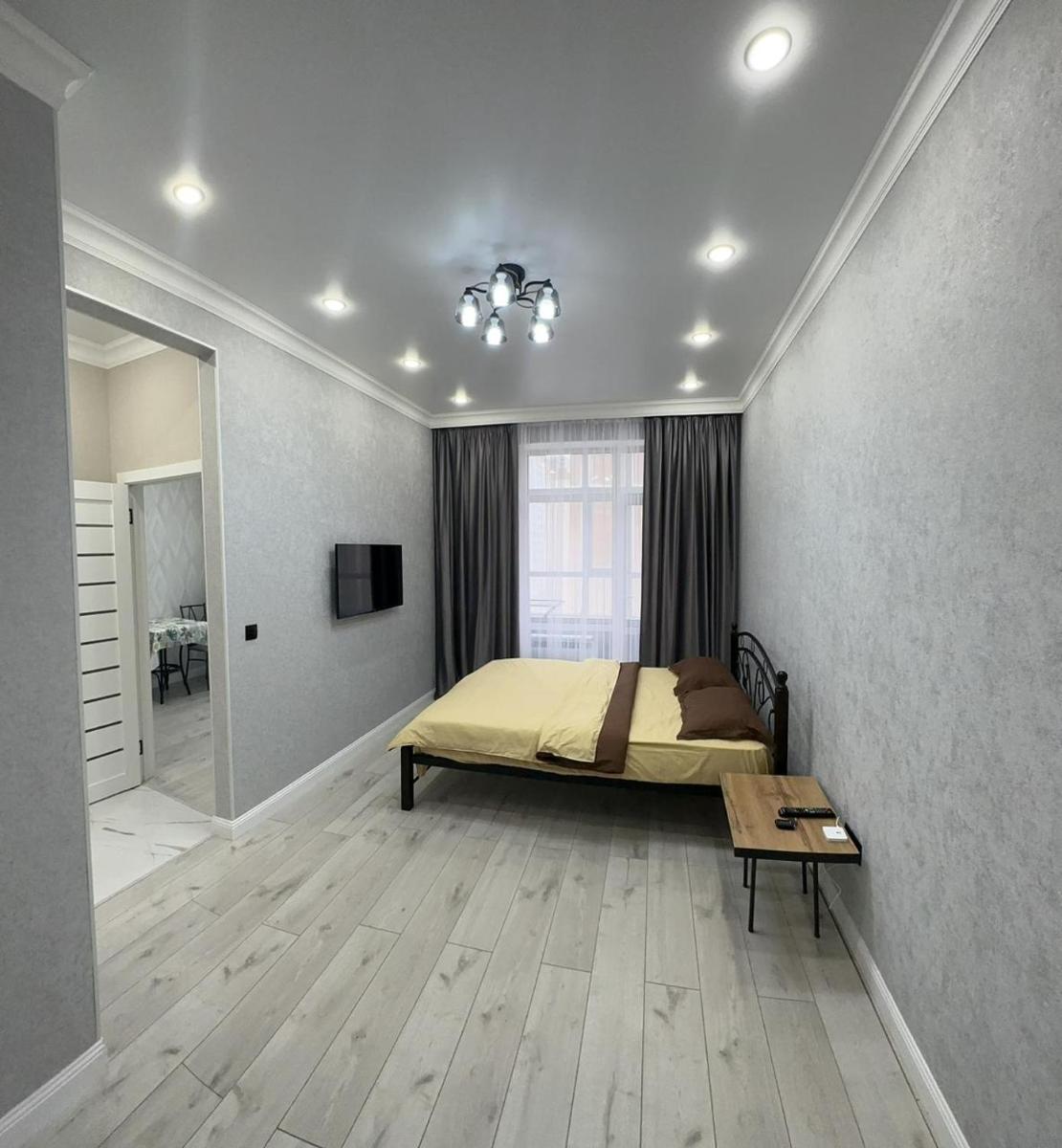 Alma Park Residence House - Housity