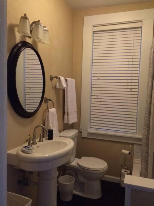 Your home away from home! First floor LTR discounts 533 - Housity