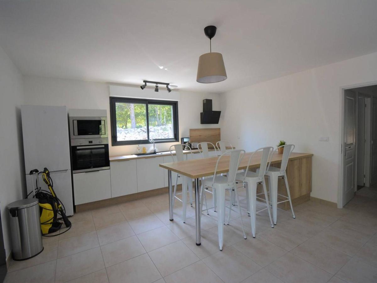 Suitetrails - Maison Saint-Alban-Auriolles, 4 pièces, 6 personnes - FR-1-382-140