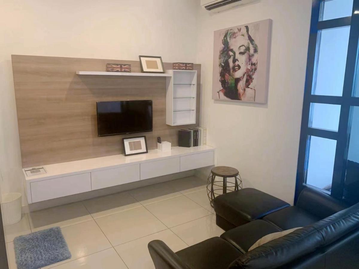 Vesta Homes, Greenfield Regency , Paradigm Mall, Sutera Mall, Poolview Condo - Housity