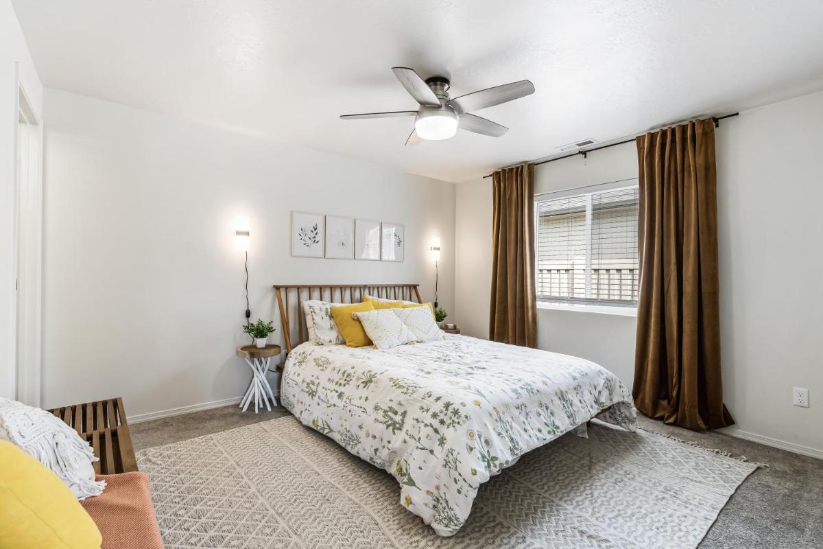 Urban Boho Caldwell 3 Bedroom Great for Families! - Housity