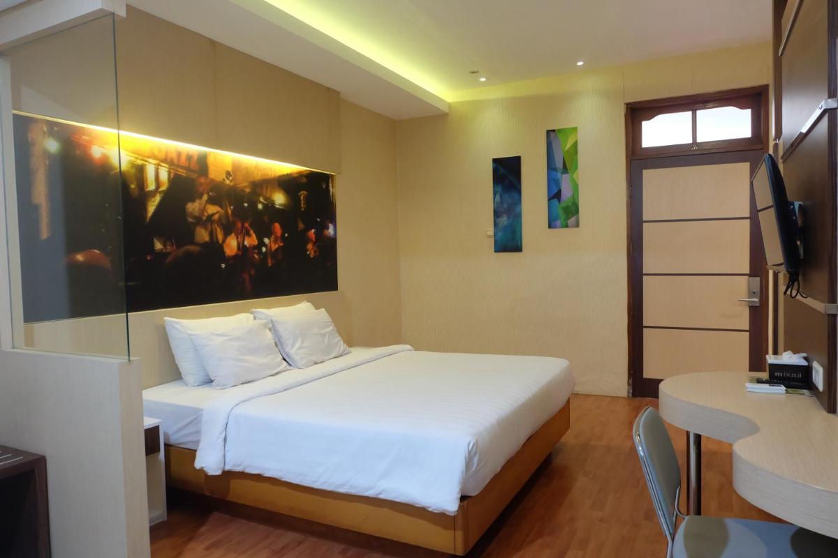 VOTEL KARTIKA ABADI HOTEL - Housity