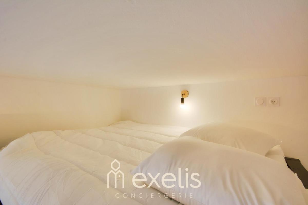 GuestReady - Vibrant and Modern Studio in Nancy - Housity
