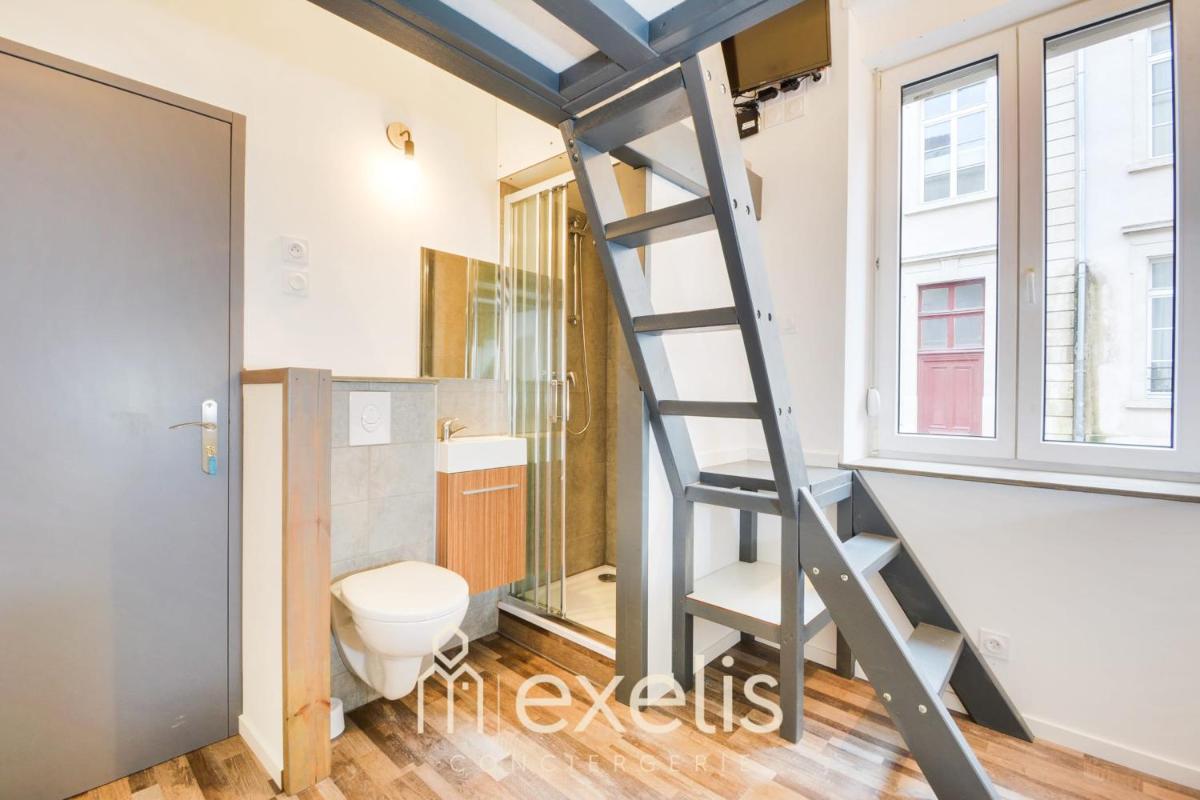 GuestReady - Vibrant and Modern Studio in Nancy - Housity