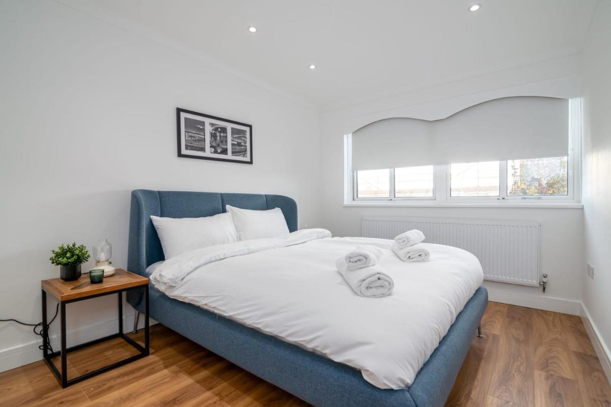 GuestReady - Beautiful New Duplex near Camden - Housity