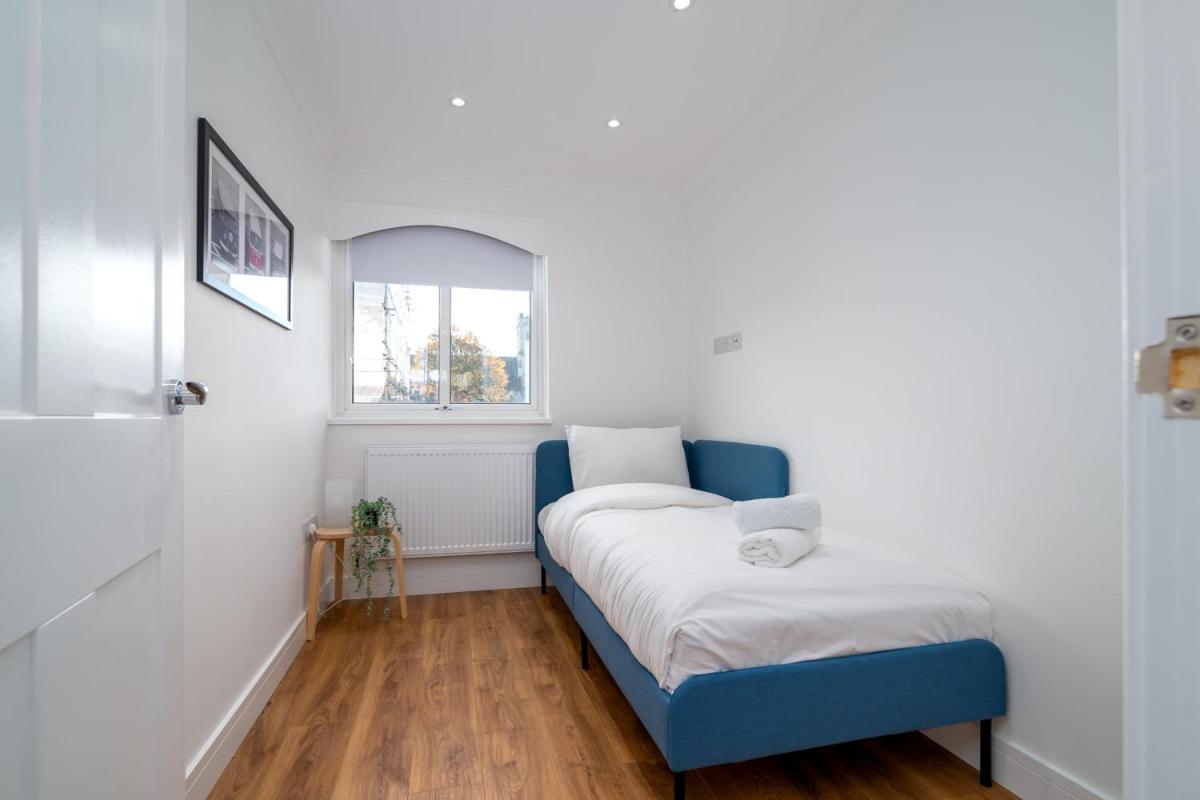 GuestReady - Beautiful New Duplex near Camden - Housity