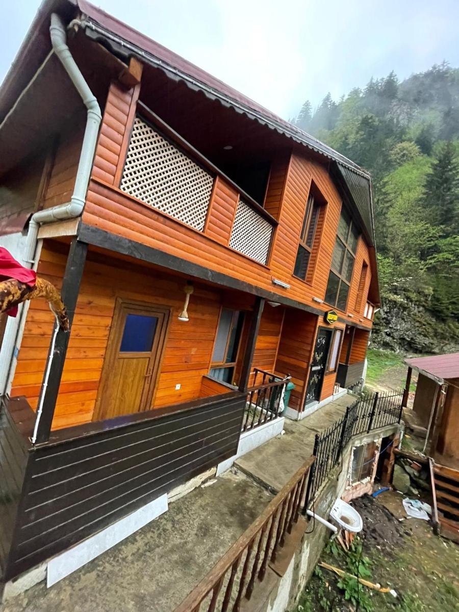 Uzungol Family Rooms - Housity