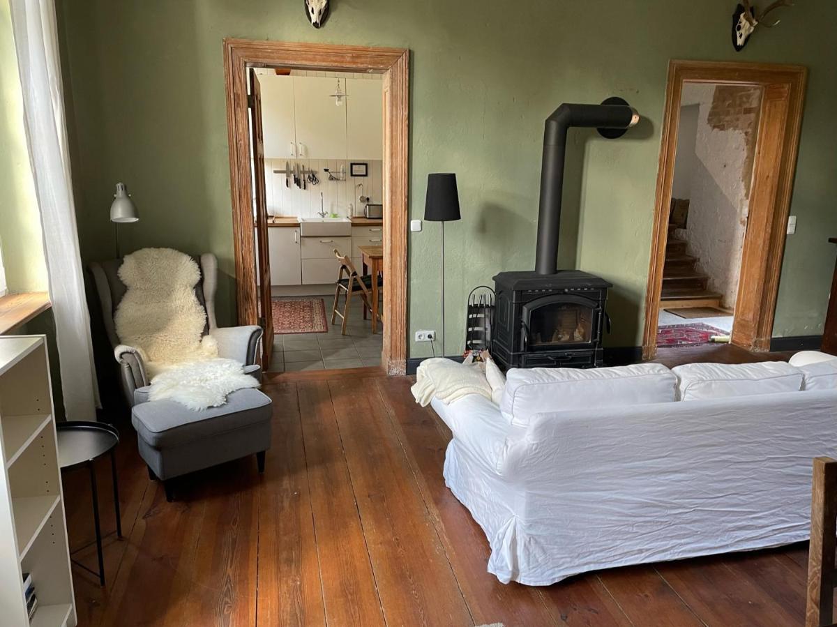 Ferienwohnung Gutshaus Granzow - Im Gutshaus wohnen - Housity