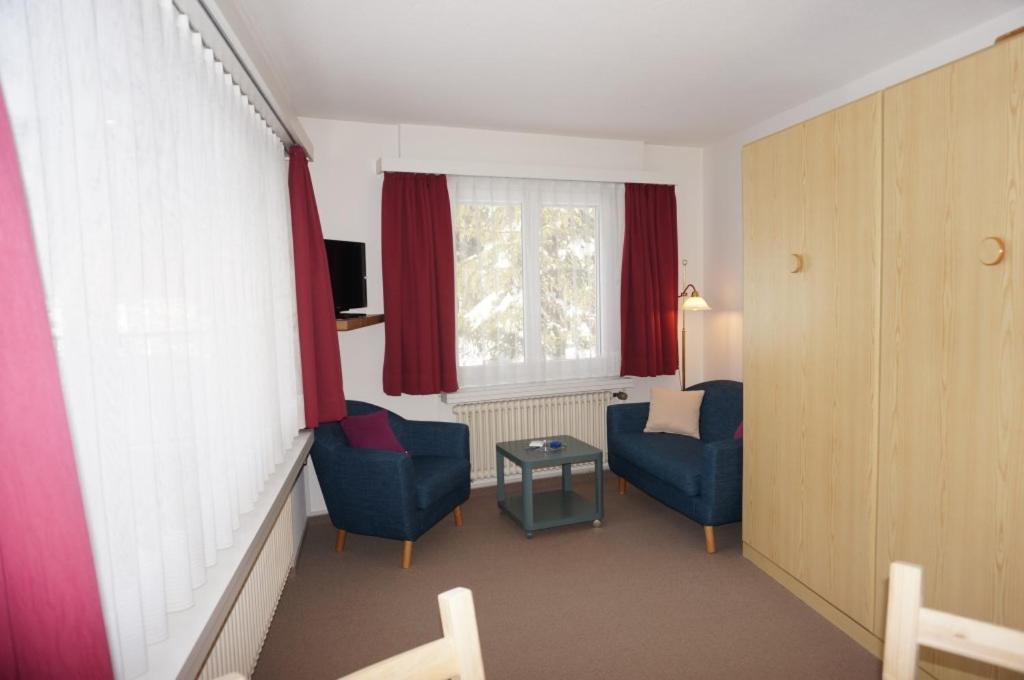 Paradies 104 - Housity