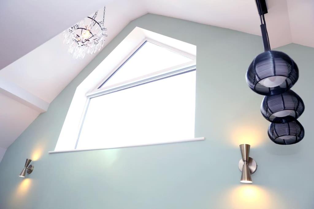 The perfect stay, 2 bedroom, great location. - Housity