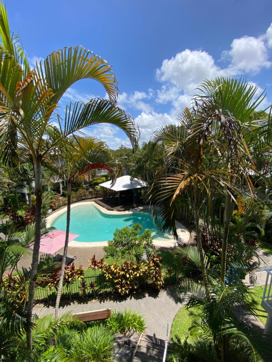 Luxury Top Floor Sunset Villa - Housity