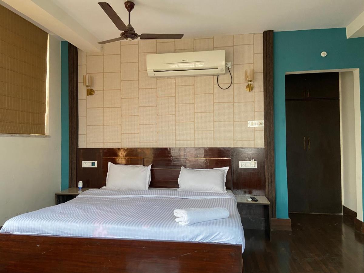 The Aster Penthouse - Housity