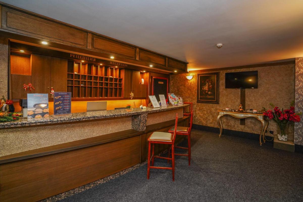 Hotel Central Club Sofia - Housity