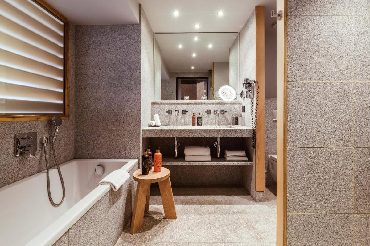 Salle de bains dans l'établissement Altapura Hôtel & Spa Val Thorens