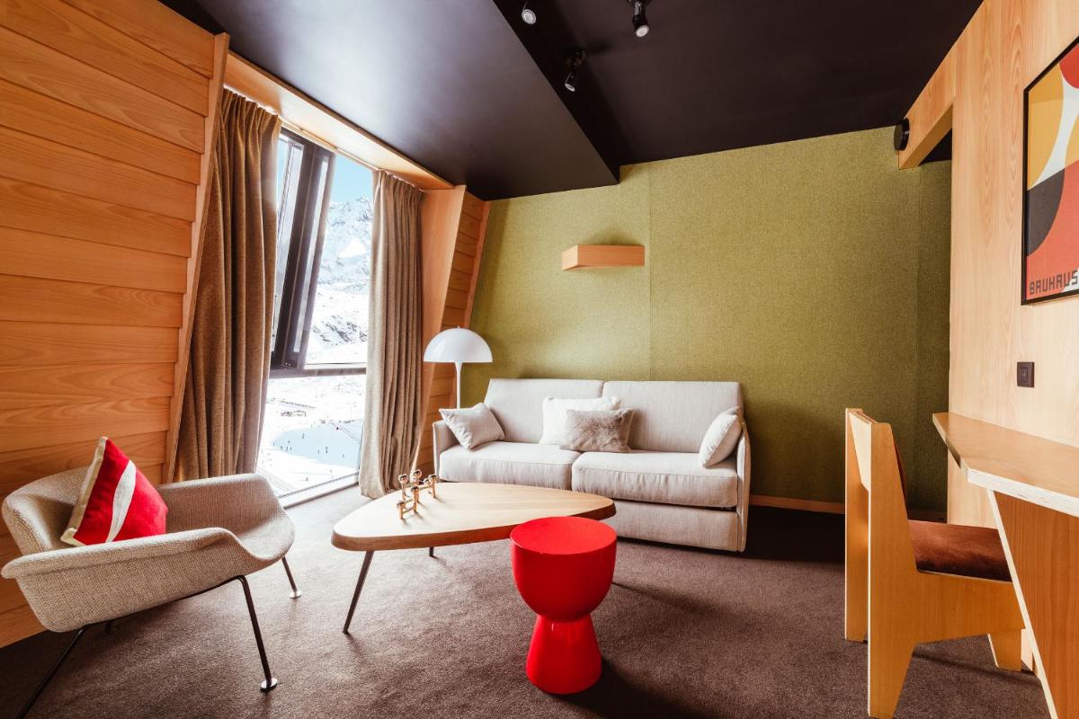 Coin salon dans l'établissement Altapura Hôtel & Spa Val Thorens