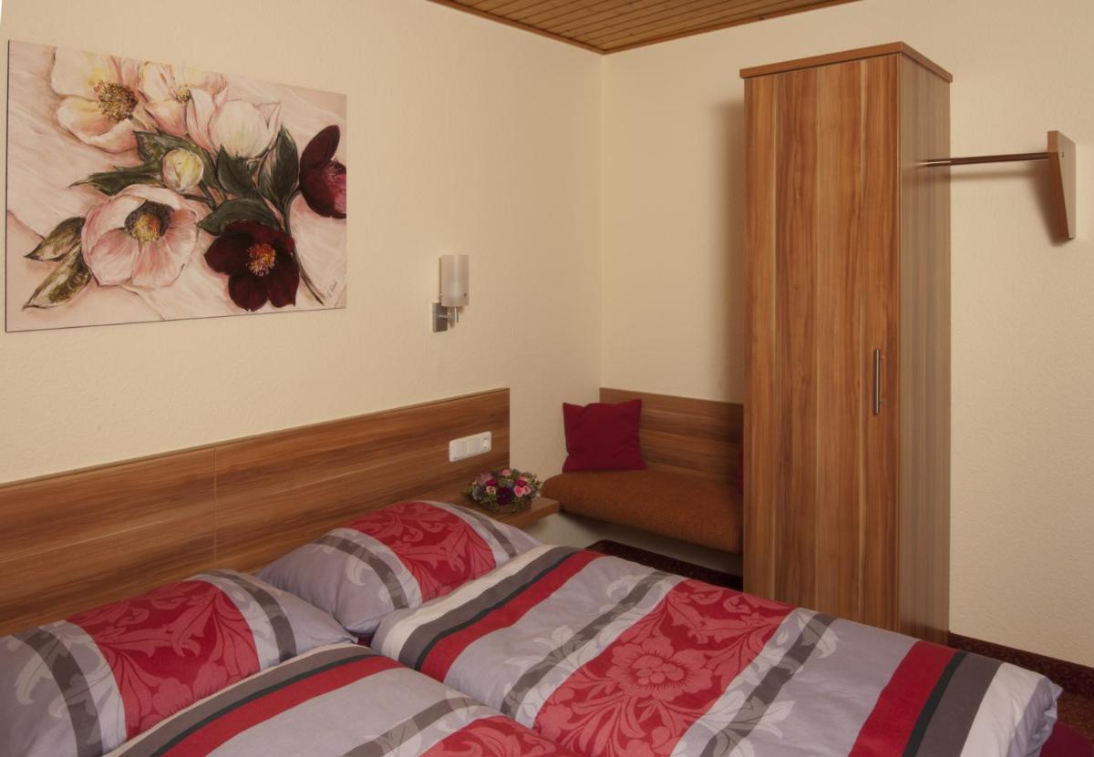 Hotel Restaurant zum Schwanen - Housity