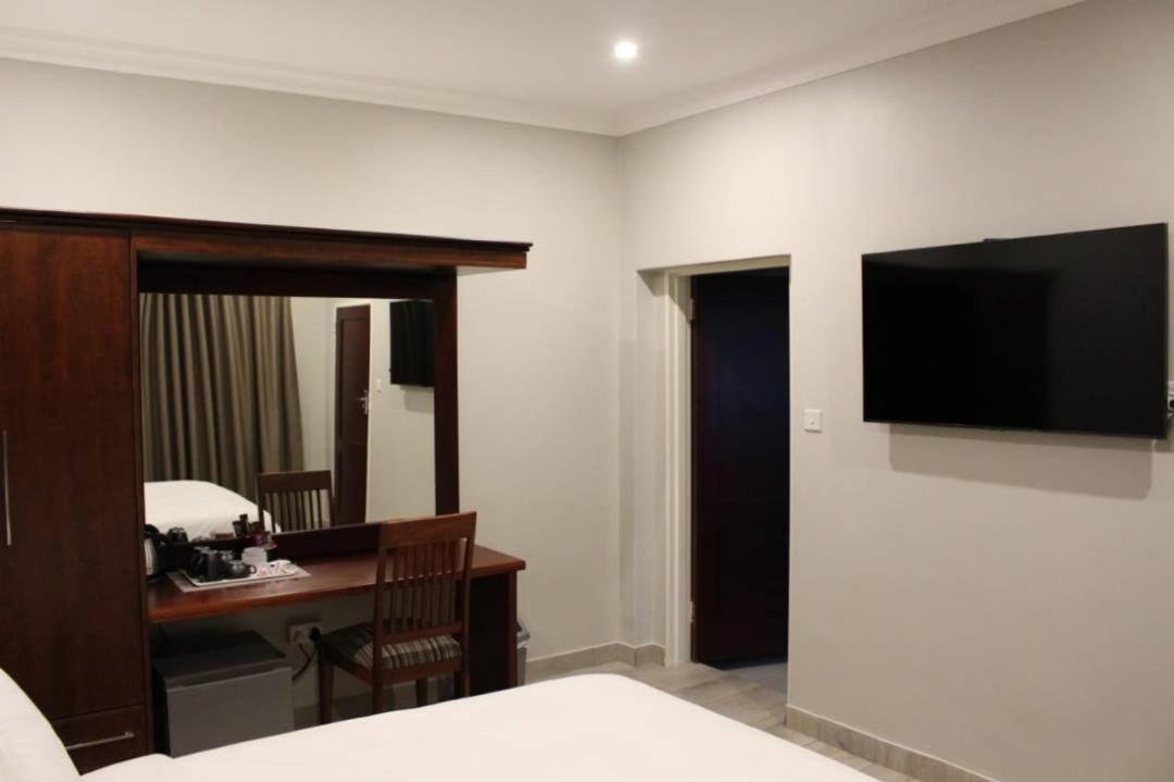 A pristine BB located in Belvedere Harare - 2006 - Housity
