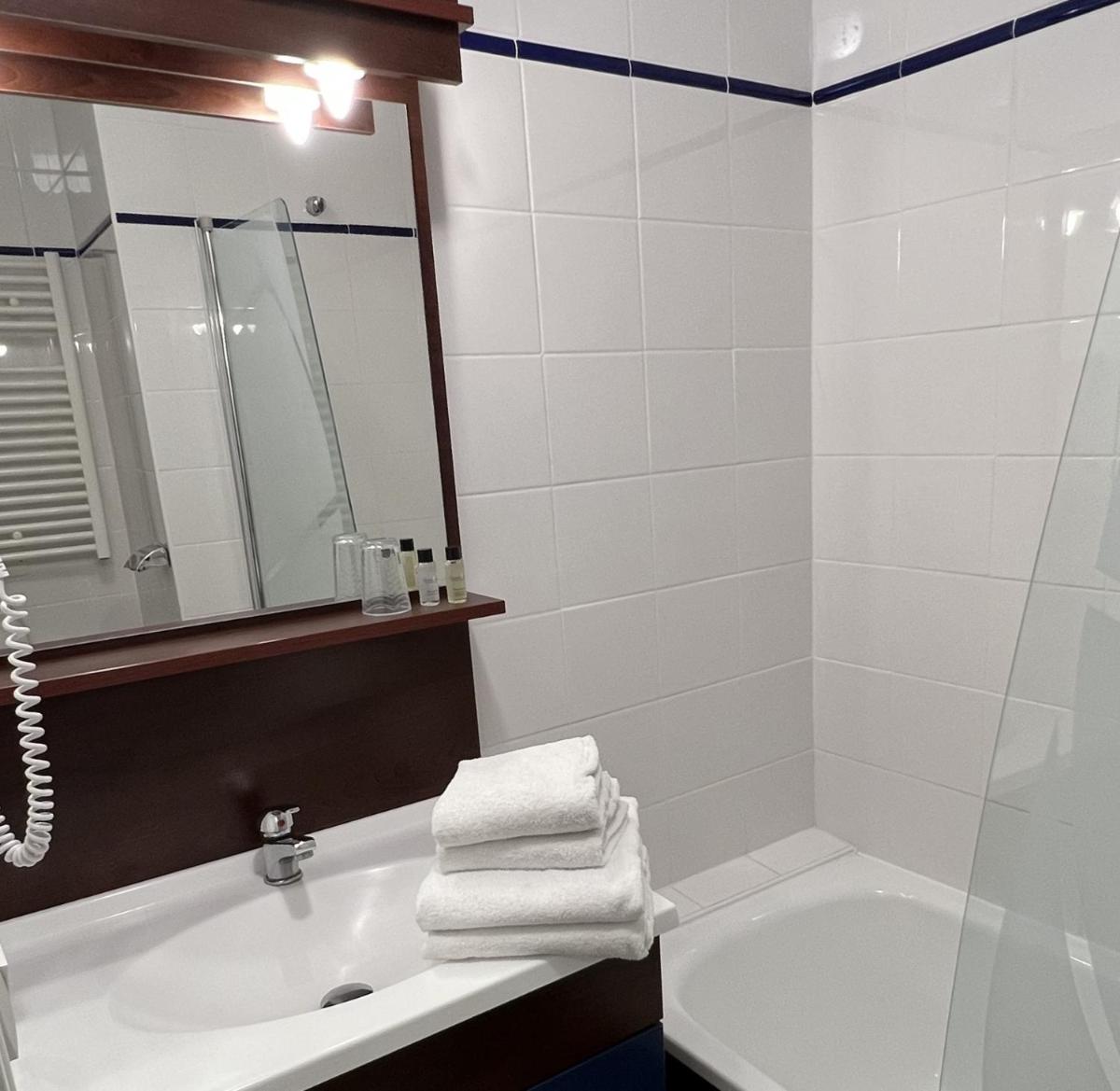 Salle de bains dans l'établissement Vacancéole - Appart'Vacances Pyrénées 2000