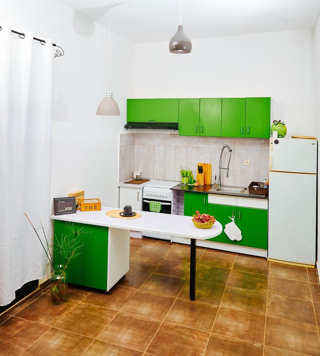 Vis la Dolce Vita - Housity