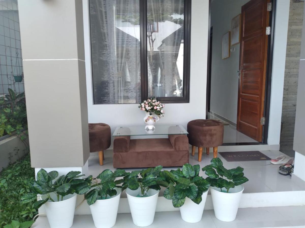 Villa Adinda Syariah D6 - Housity